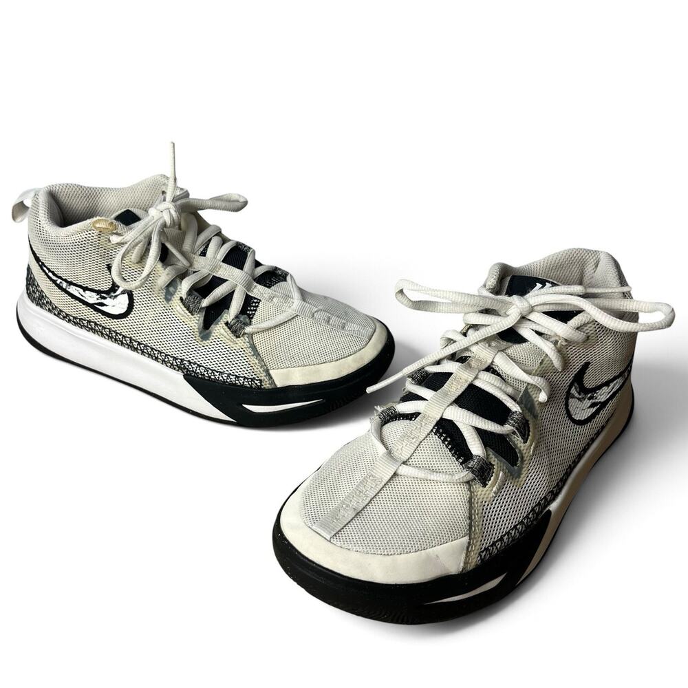 Nike Kyrie Flytrap 6 GS Gray Black Kids Shoes Size 4Y Basketball DQ8094-101
